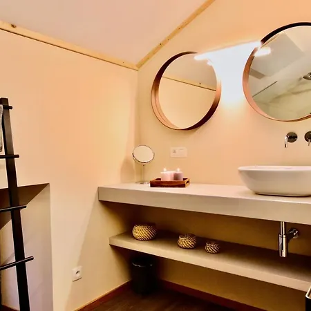 Suites 2cosy Holiday home *